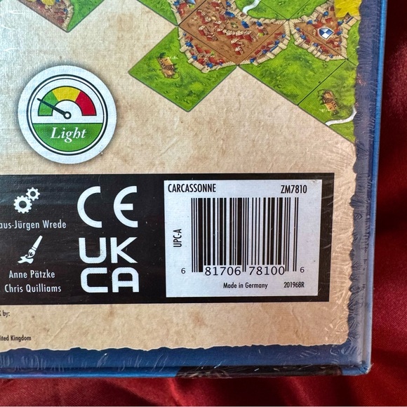 Carcassone ✨NEW✨ Base Board Game 2019 Edition - Picture 4 of 5